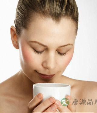 柠檬红茶滋养血气补肝强身功效 柠檬红茶滋养血气补肝强身功效