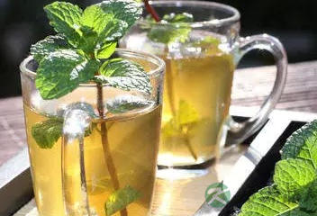 茶——缓解口腔异味,让你不再“有口难辩”! 茶——缓解口腔异味,让你不再“有口难辩”!