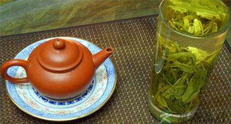 大家注意了饮粗茶容易受氟害 大家注意了饮粗茶容易受氟害