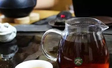 夏天来了 酷暑炎炎 黑茶来给你减脂降暑 夏天来了 酷暑炎炎 黑茶来给你减脂降暑