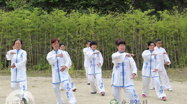 夏季练武当太极拳的原则及好处 夏季练武当太极拳的原则及好处