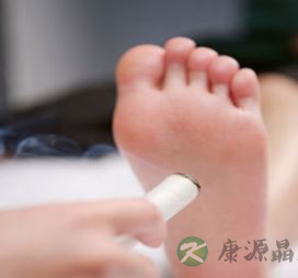 手脚冰凉怎么办 艾灸5大穴位暖手暖脚 手脚冰凉怎么办 艾灸5大穴位暖手暖脚