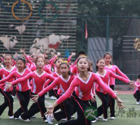 优美动感的韵律操 韵律操对少年的健身好处 优美动感的韵律操 韵律操对少年的健身好处