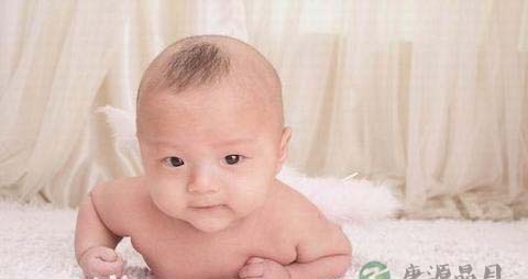【孩子爬时像兔子一样】孩子爬时的表现 【孩子爬时像兔子一样】孩子爬时的表现