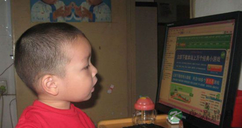 怎样让孩子不沉迷电视_让孩子不沉迷电视方法 怎样让孩子不沉迷电视_让孩子不沉迷电视方法