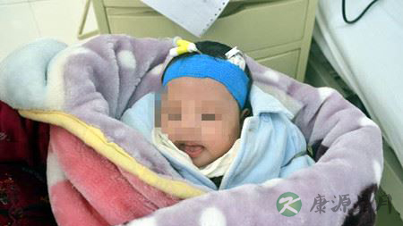 宝宝治病妈妈玩手机 护士报警揪出拐卖儿童团伙 宝宝治病妈妈玩手机 护士报警揪出拐卖儿童团伙