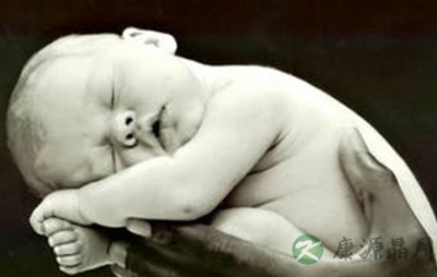 曾无艳:生子这件“小事” 曾无艳:生子这件“小事”