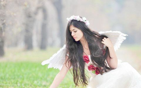李亚鹏封闭李嫣账号 自信天使是如何炼成的? 李亚鹏封闭李嫣账号 自信天使是如何炼成的?