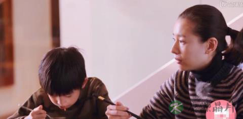 董洁是好妈妈吗?因为顶顶 她与父亲吵不停 董洁是好妈妈吗?因为顶顶 她与父亲吵不停