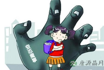 女童落单遭智障男脱裤猥亵 教孩子说不! 女童落单遭智障男脱裤猥亵 教孩子说不!