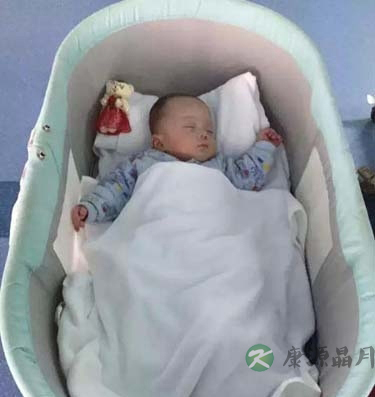 24周早产儿存活出生仅500克 被取名九爷征服网友 24周早产儿存活出生仅500克 被取名九爷征服网友