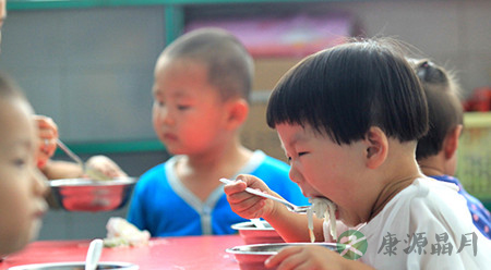 卫计委科技所所长马旭代表:设立0-3岁托幼机构 卫计委科技所所长马旭代表:设立0-3岁托幼机构