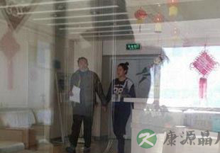 曝印小天老婆入院待产 男人陪产应做的事 曝印小天老婆入院待产 男人陪产应做的事