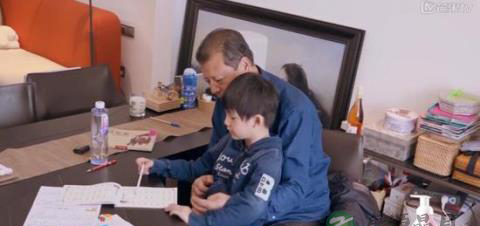 董洁是好妈妈吗?因为顶顶 她与父亲吵不停 董洁是好妈妈吗?因为顶顶 她与父亲吵不停