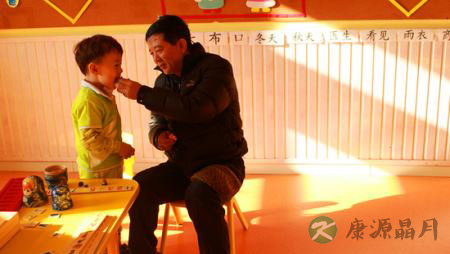 幼儿园防骗演练全班被骗走 4招培养孩子防骗意识 幼儿园防骗演练全班被骗走 4招培养孩子防骗意识