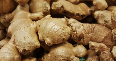 年轻人长老年斑的原因