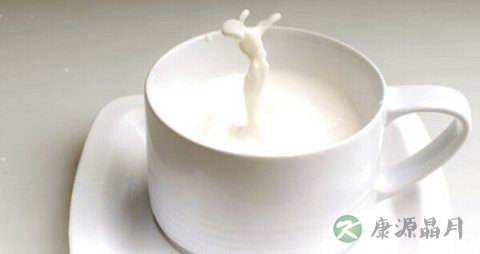 牛奶洗脸可以祛斑吗 牛奶洗脸可以祛斑吗