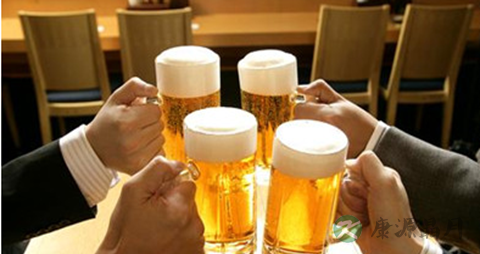 瘦人喝啤酒会胖吗 瘦人喝啤酒会胖吗