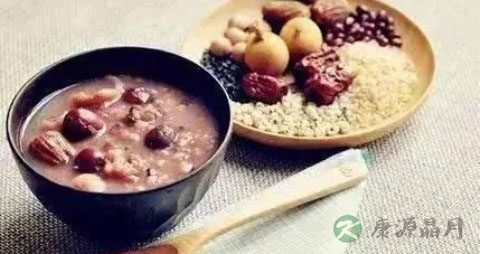 腊八粥和八宝粥区别