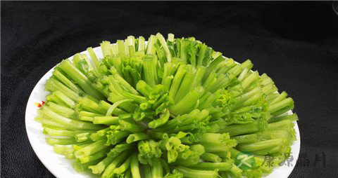 菠菜根怎么吃