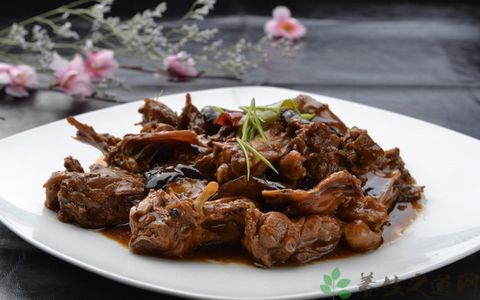 兔肉的吃法_哪些人不能吃兔肉 兔肉的吃法_哪些人不能吃兔肉