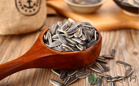 吃黑瓜子上火吗