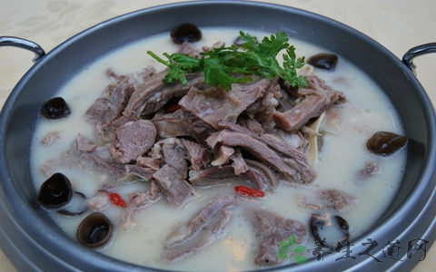 羊肉怎么去膻味 羊肉怎么去膻味