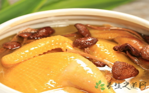 当归炖鸡的功效与作用 当归炖鸡的功效与作用