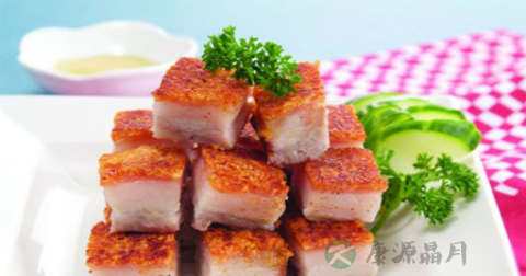 脆皮烧肉什么时候放调料 脆皮烧肉什么时候放调料