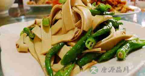 青椒炒白干什么时候放调料 青椒炒白干什么时候放调料