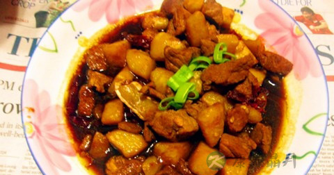 五花肉炖土豆怎么做最有营养 五花肉炖土豆怎么做最有营养