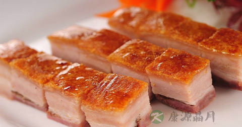 脆皮烧肉什么时候放调料 脆皮烧肉什么时候放调料