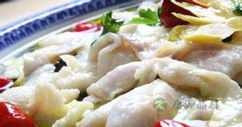 炖鱼还可以加什么菜 炖鱼还可以加什么菜