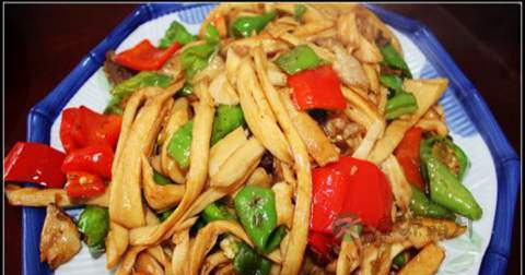 做鸡腿菇炒豆腐放什么调料 做鸡腿菇炒豆腐放什么调料