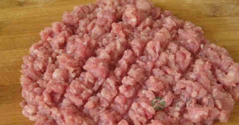 清蒸肉末什么时候放调料 清蒸肉末什么时候放调料
