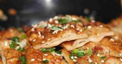 土家酱香饼什么时候放调料 土家酱香饼什么时候放调料