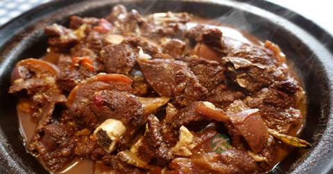 做狗肉煲放什么调料 做狗肉煲放什么调料