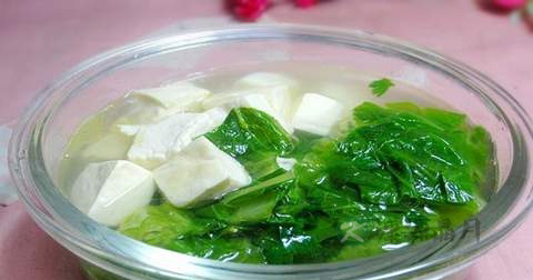青菜豆腐汤的营养价值 青菜豆腐汤的营养价值