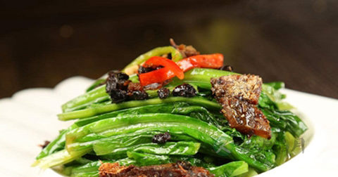 油麦菜和生菜可以一起炒吗 油麦菜和生菜可以一起炒吗