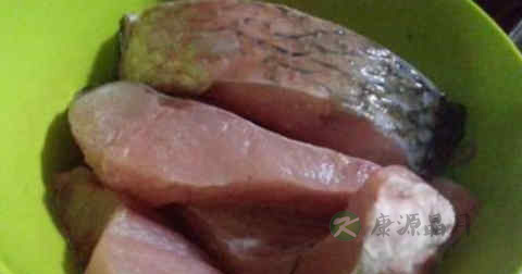 煎鱼块用什么粉 煎鱼块用什么粉